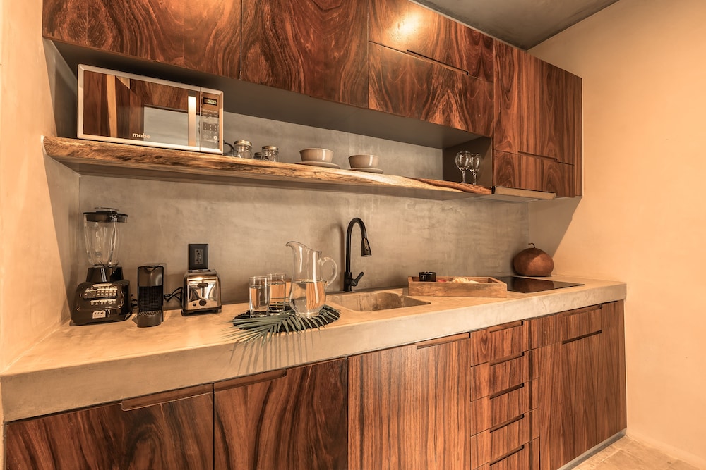 Luxury Penthouse - Photo 5