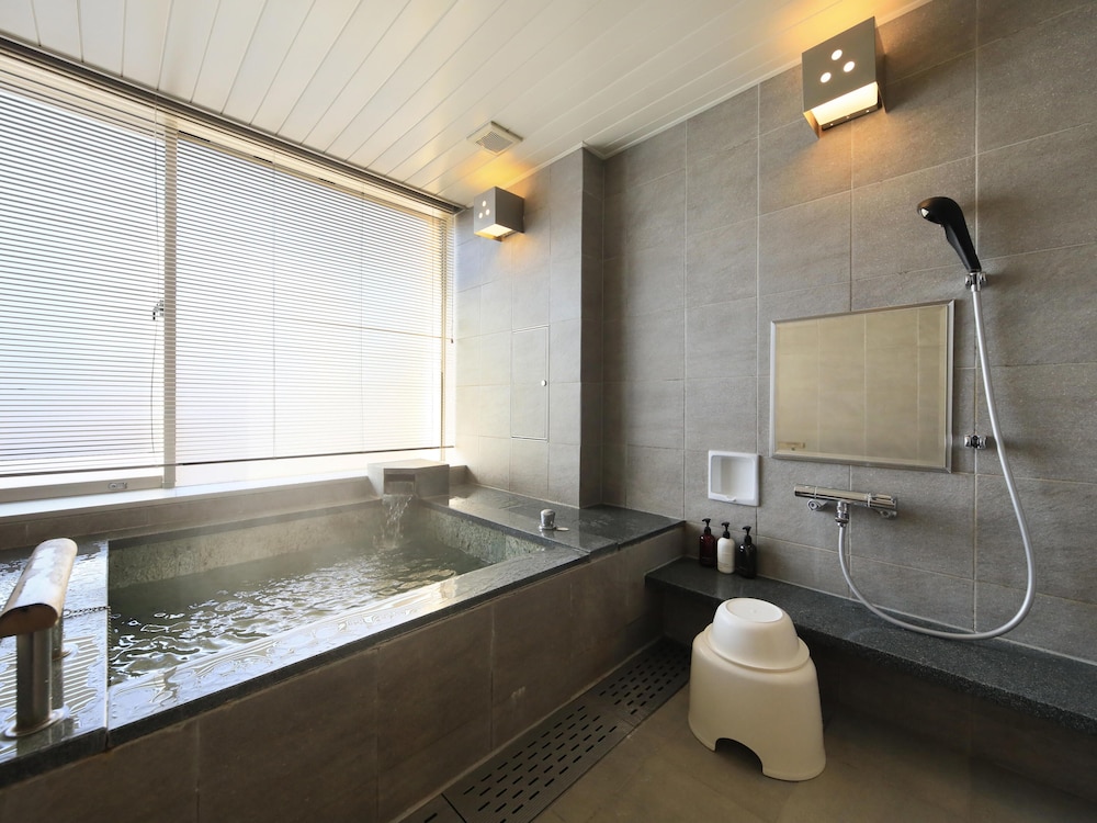 Western-style room, standard(3 persons), Non Smoking - Photo 7