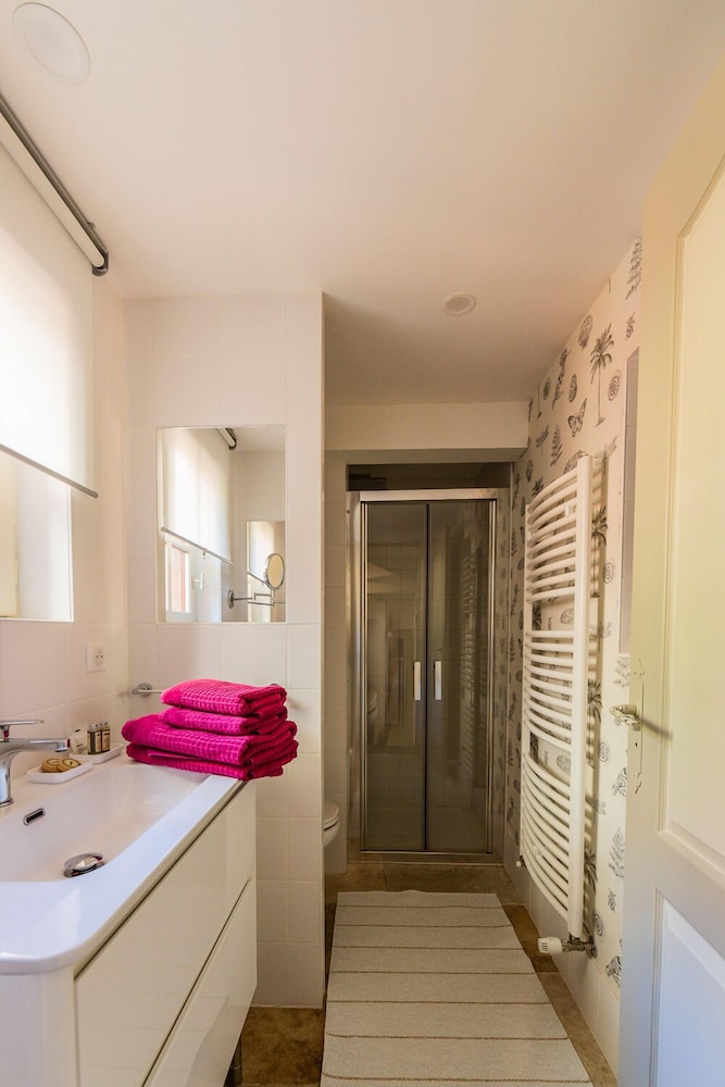 Standard Double or Twin Room photo 3
