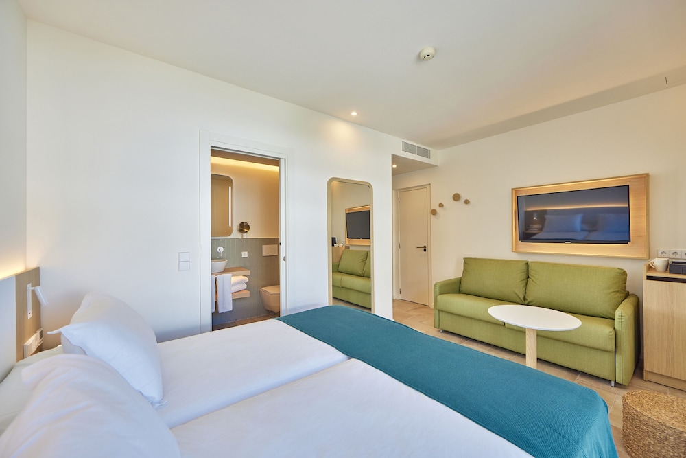 Double Room, Balcony