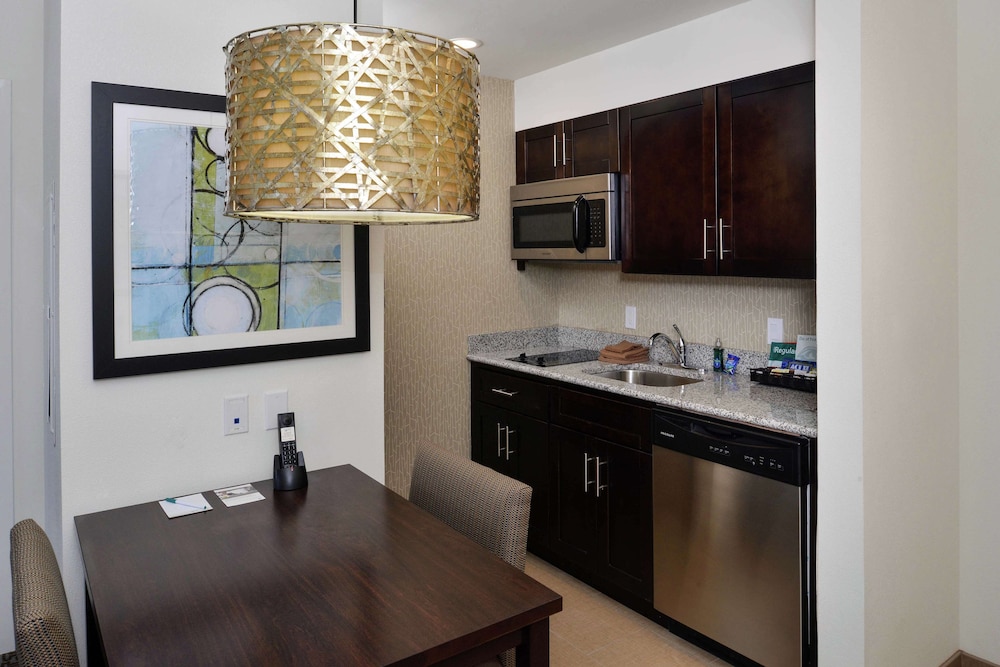 Suite, 2 Queen Beds, Non Smoking