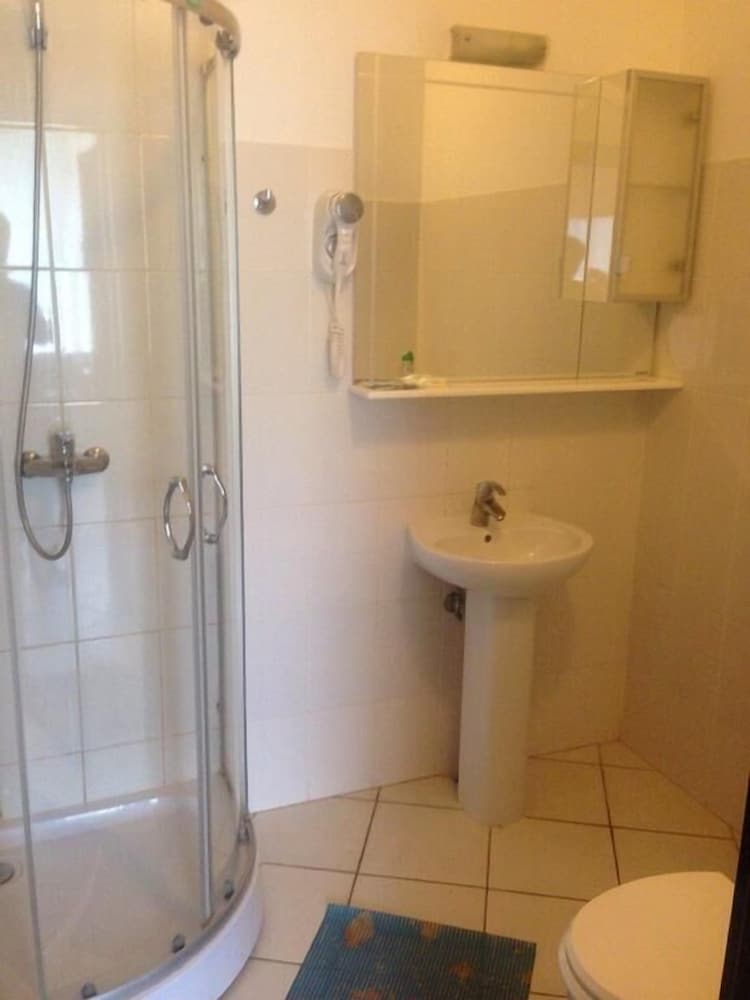 Standard Triple Room photo 2