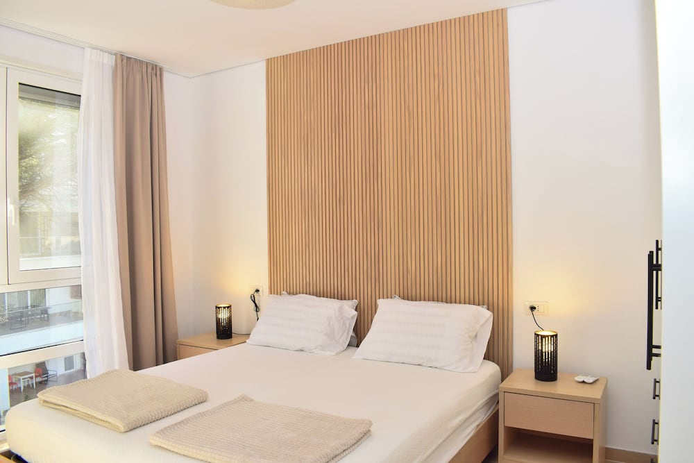 Family Apartment, Multiple Bedrooms (San Pietro Holiday Retreat) photo 2