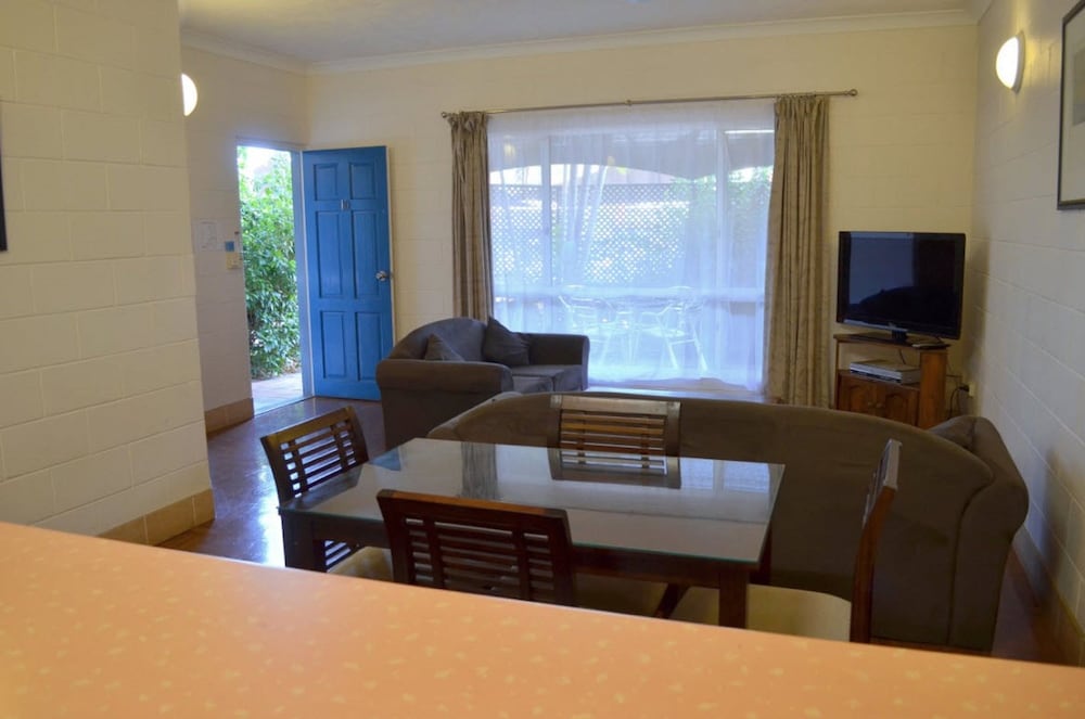 Standard Apartment, 2 Bedrooms, Non Smoking, Kitchen (Std Apartment) photo 1
