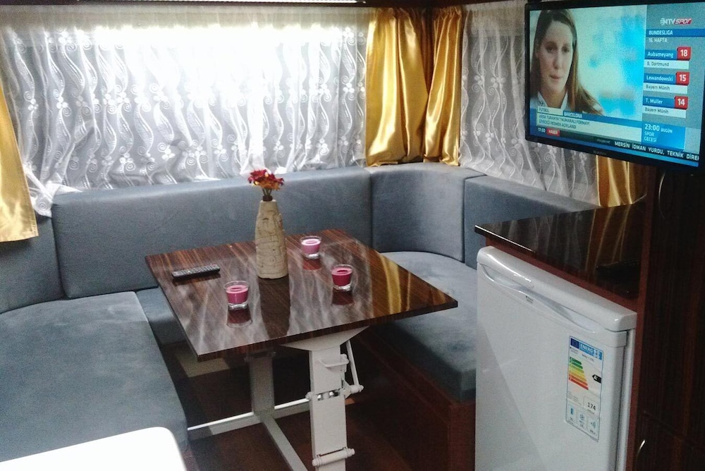 Caravan photo 3