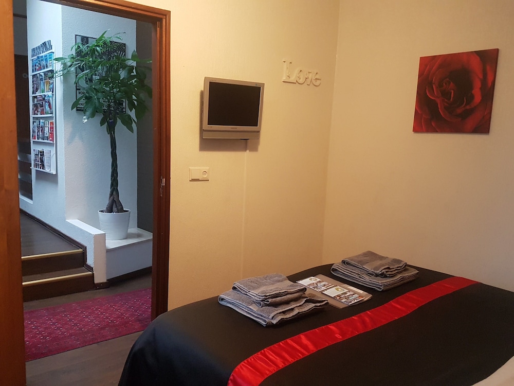 Basic Double Room, 1 Bedroom photo 1