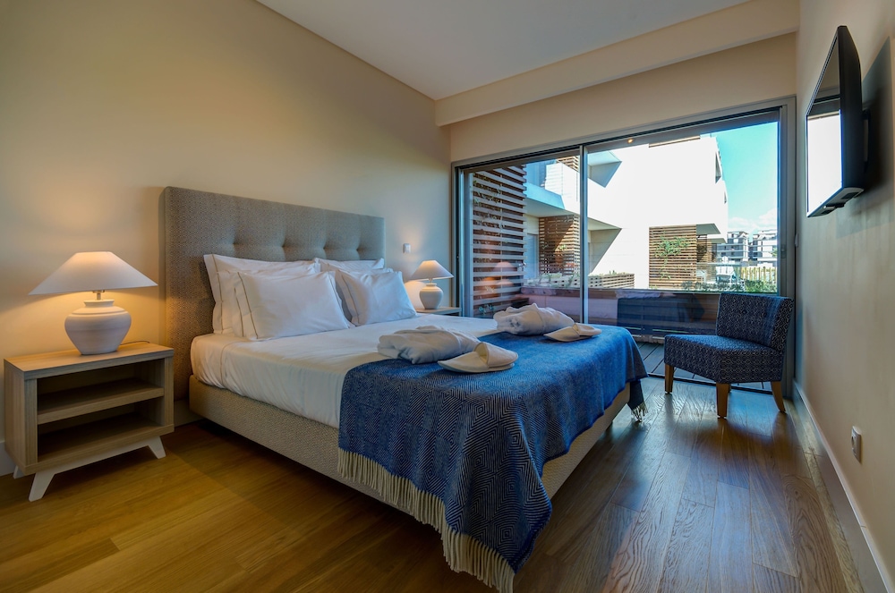 Standard Apartment, 2 Bedrooms, River View photo 2