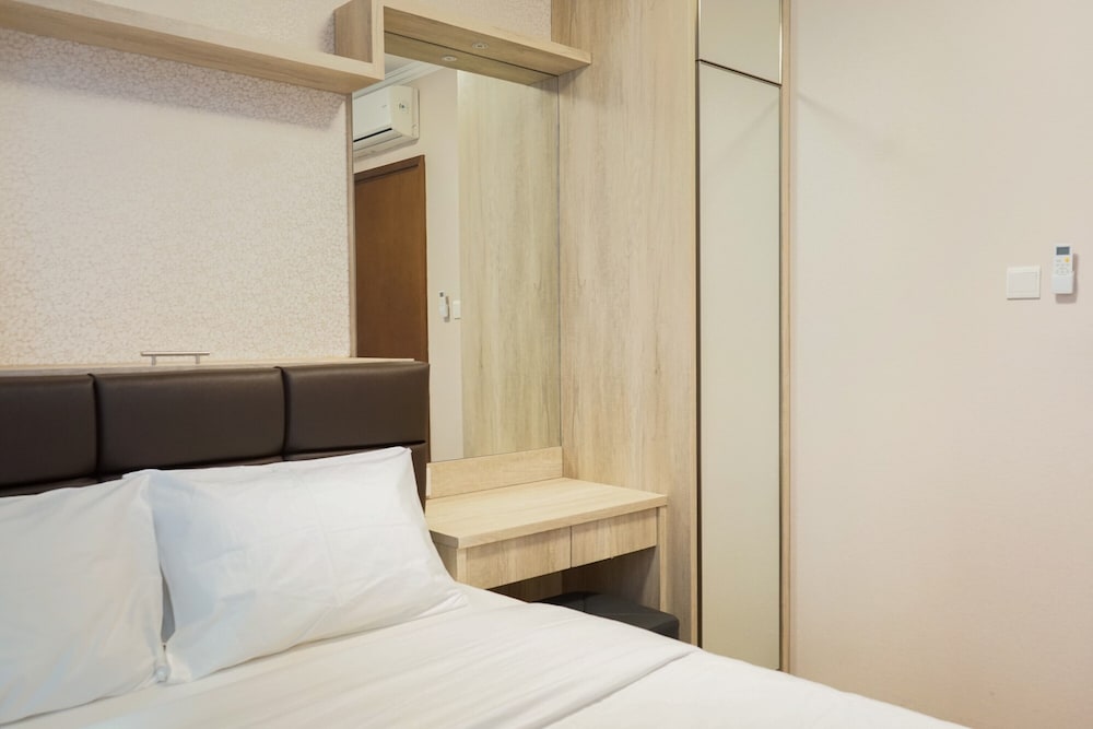 Room - Photo 1
