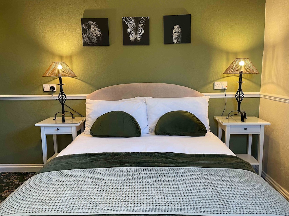 Standard Double Room, Ensuite photo 2
