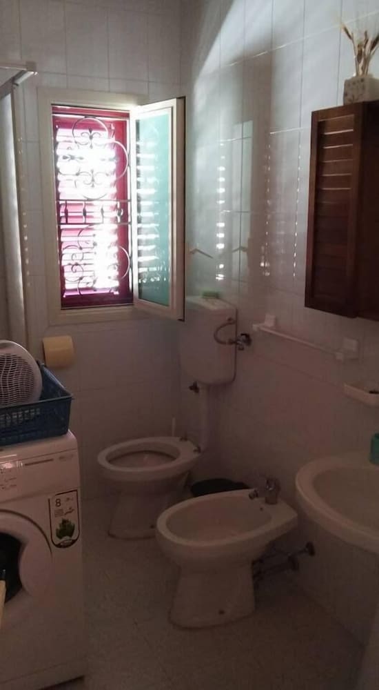 Double Room, Shared Bathroom (n° 2) photo 3
