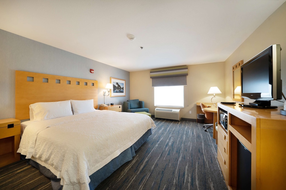 1 King Bed, Accessible, Non Smoking - Photo 1