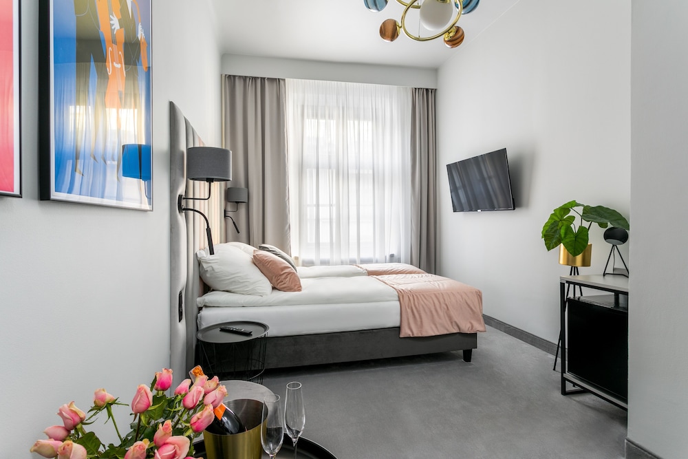 Premium Double Room photo 2