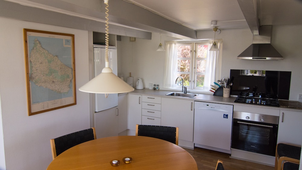 Apartment, 2 Bedrooms, Terrace, Sea View (C) photo 2