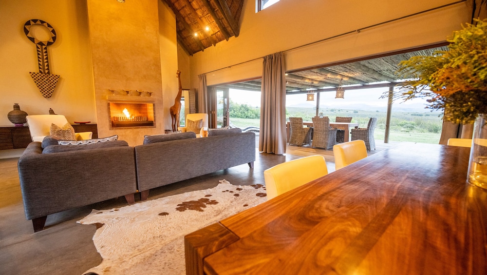 3 Bedroom Lehele Lodge Villa - Photo 2