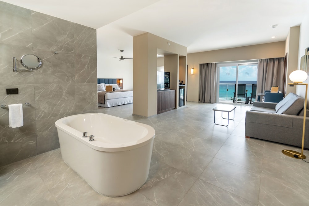 Suite, Ocean View (Elite Club | B2C-CA)