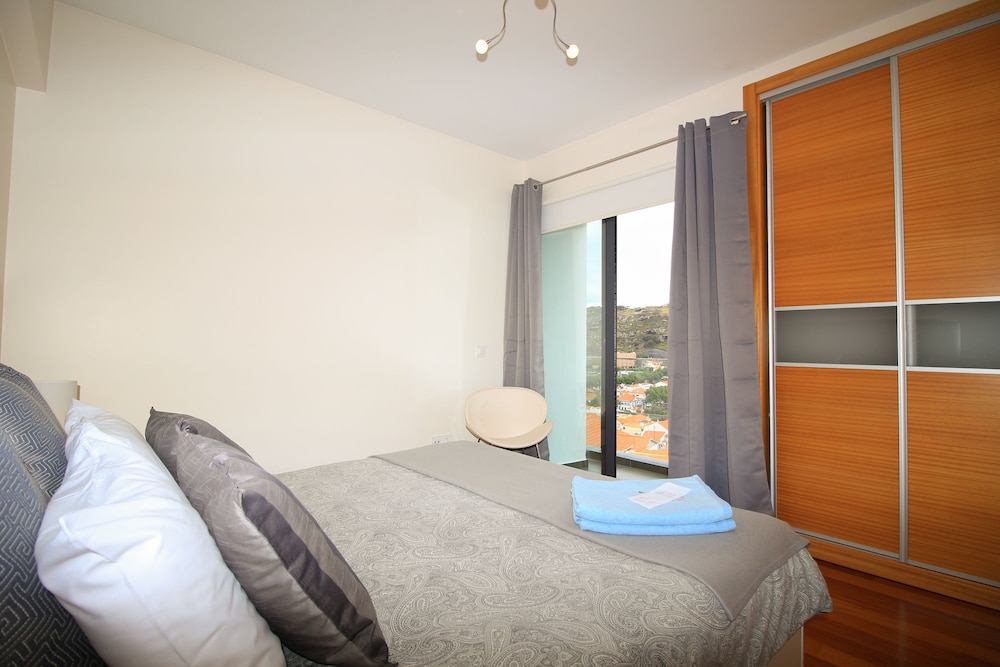 House, 4 Bedrooms, Terrace, Sea View photo 1