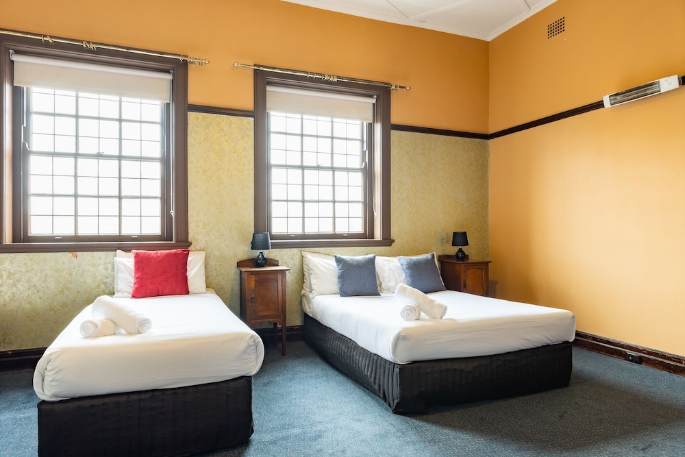 Twin Room with Shared Bathroom