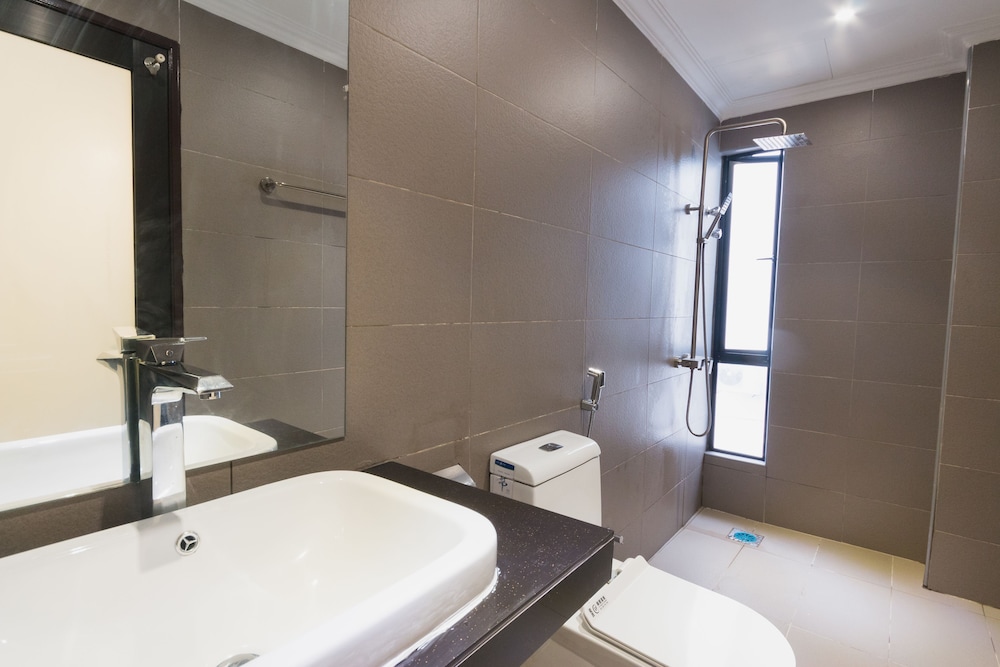 Supreme Business Twin Room - Photo 5