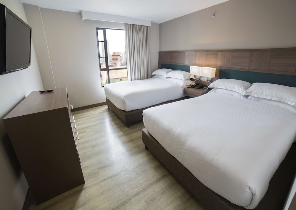 Suite, Two Double Beds, Non-Smoking - Photo 7