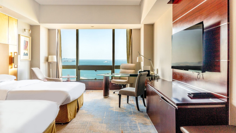 Club Room, 2 Twin Beds (Club Floor) - Photo 3
