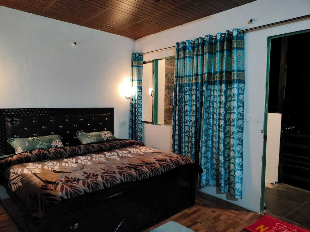 Comfort Double Room, Balcony, Mountain View photo 3