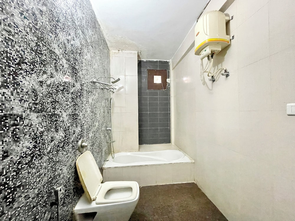 Deluxe Triple Room photo 2
