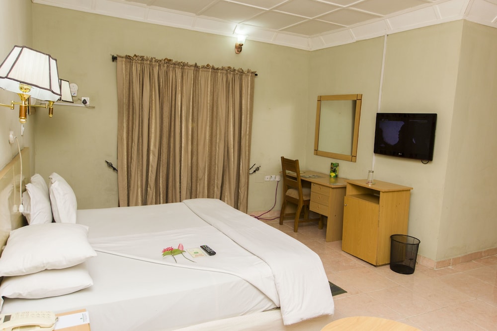 Business Suite photo 2