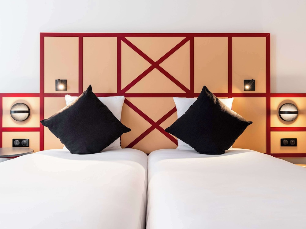 Classic Room, 2 Twin Beds - Photo 2