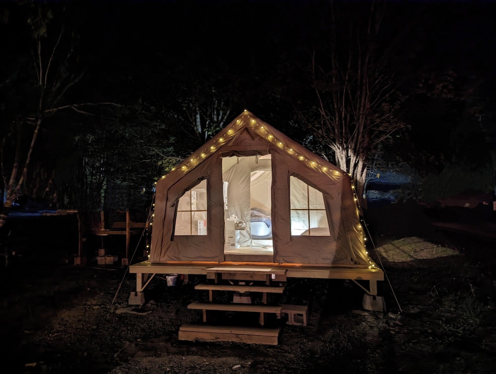 Tent, 1 Double Bed photo 2