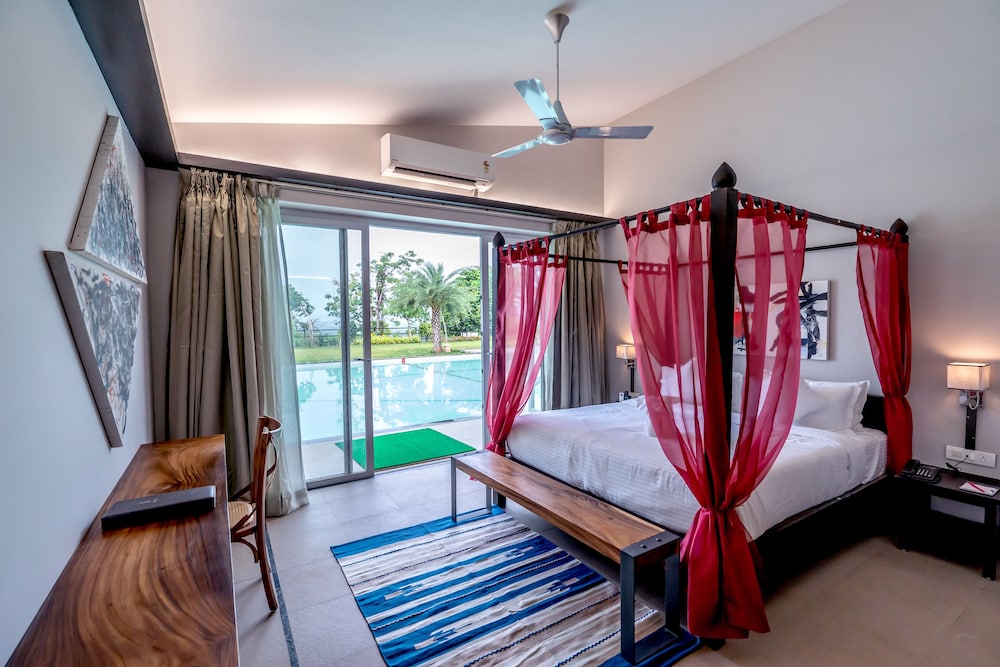 Executive Double Room, 1 Bedroom, Non Smoking, Pool Access - Photo 10