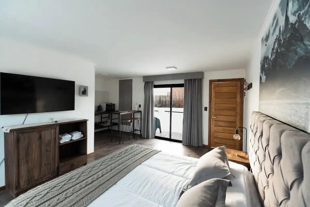 Comfort Apartment, Hill View photo 1