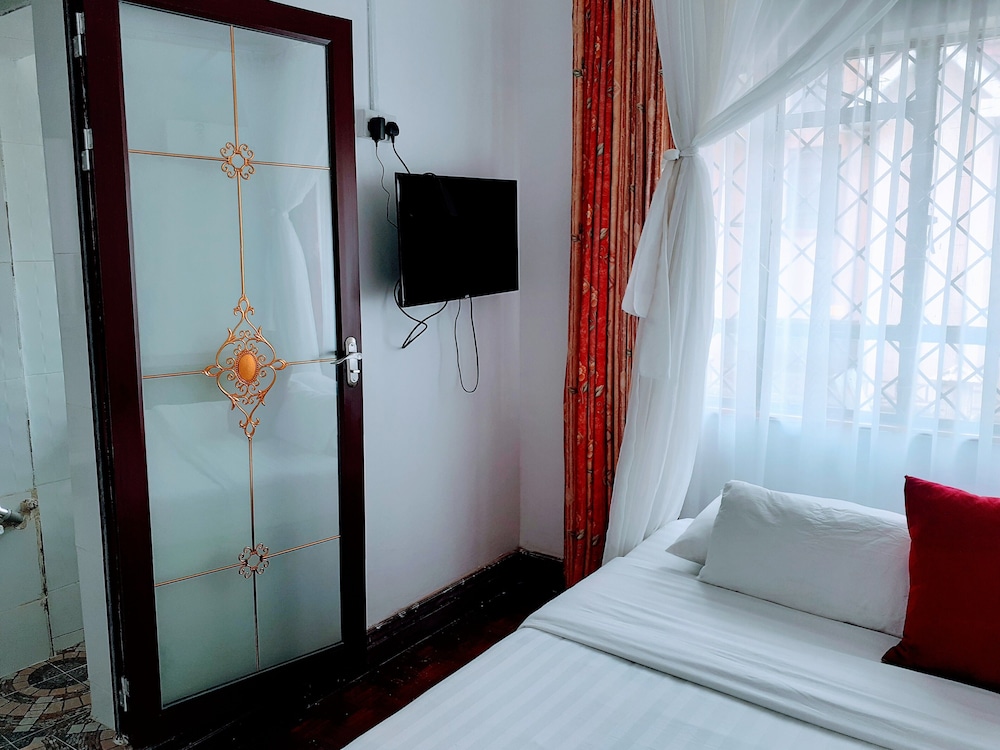 Deluxe Double Room, 1 Queen Bed, Non Smoking photo 1