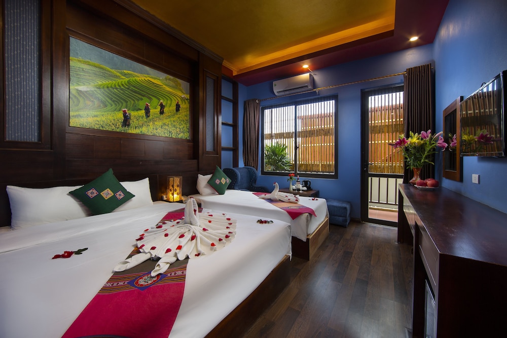 Triple Room, Balcony