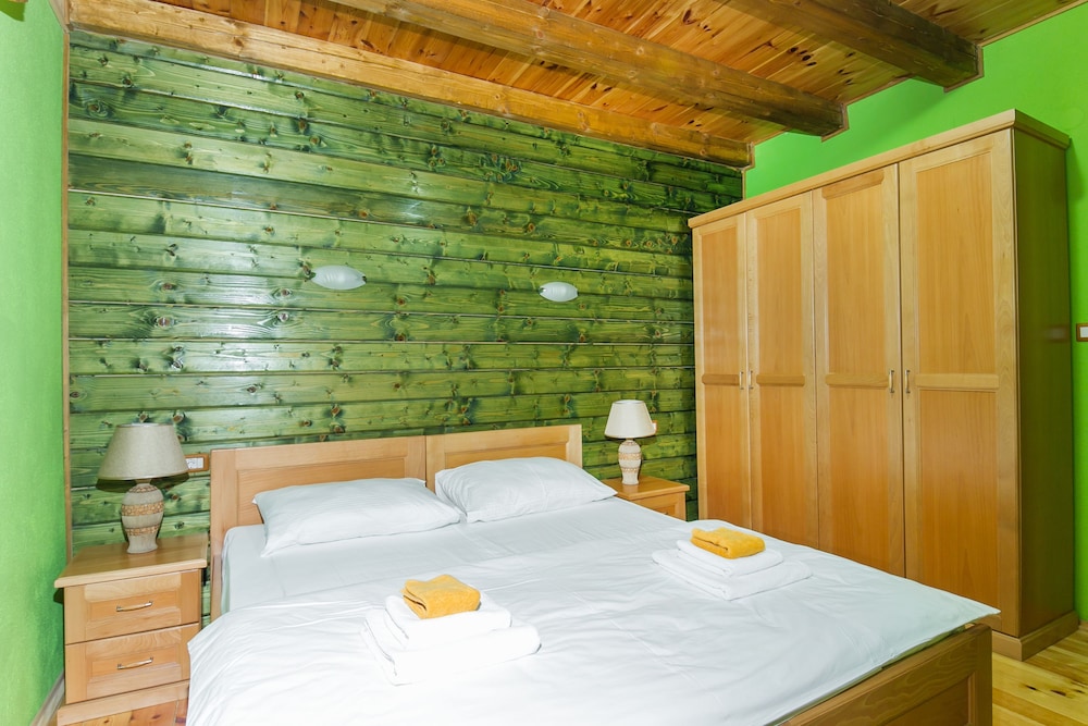Luxury Cottage, 2 Bedrooms photo 2