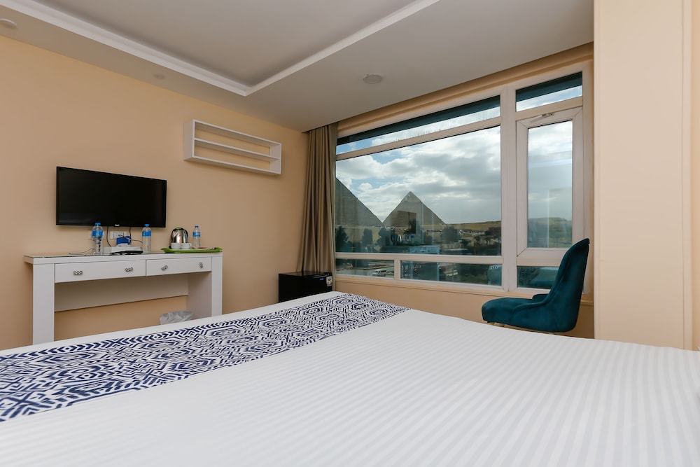 Signature Double Room(1 Queen Bed)