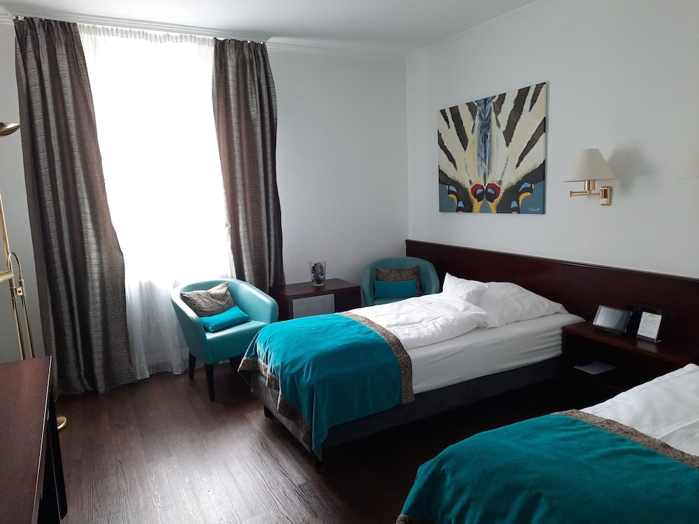 Double Room, 2 Twin Beds - Photo 1