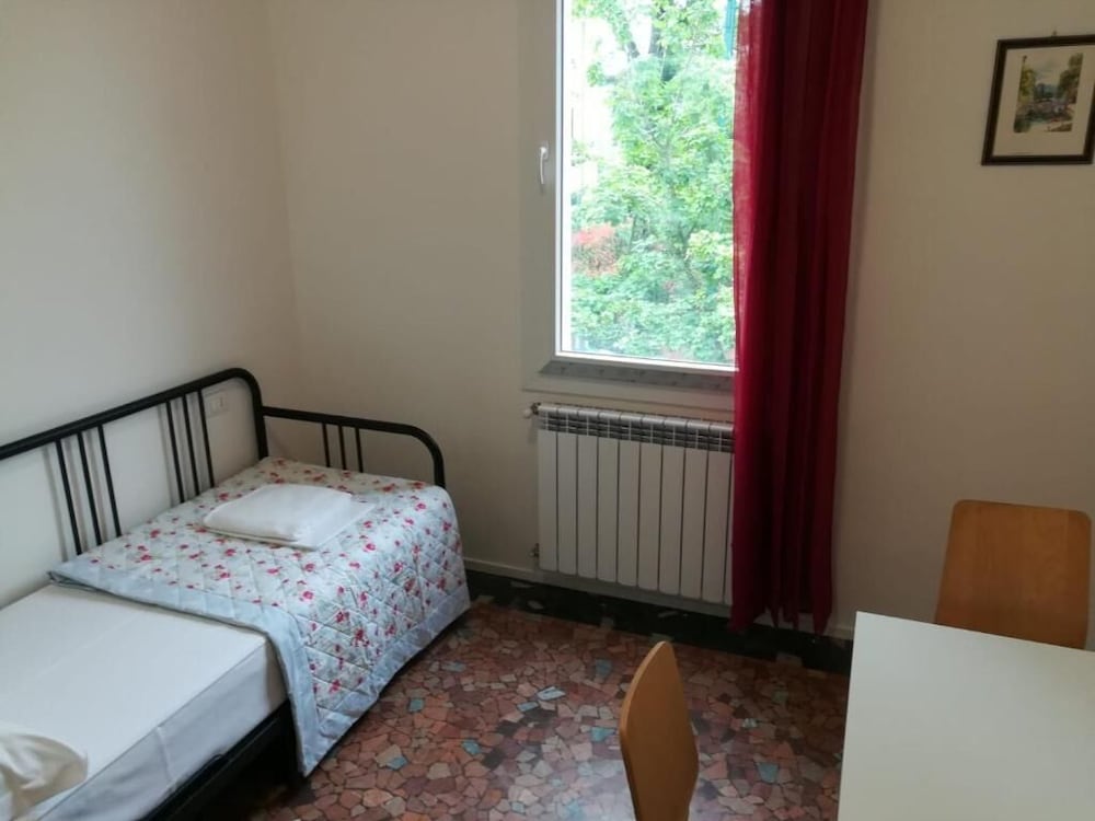 Standard Single Room photo 3