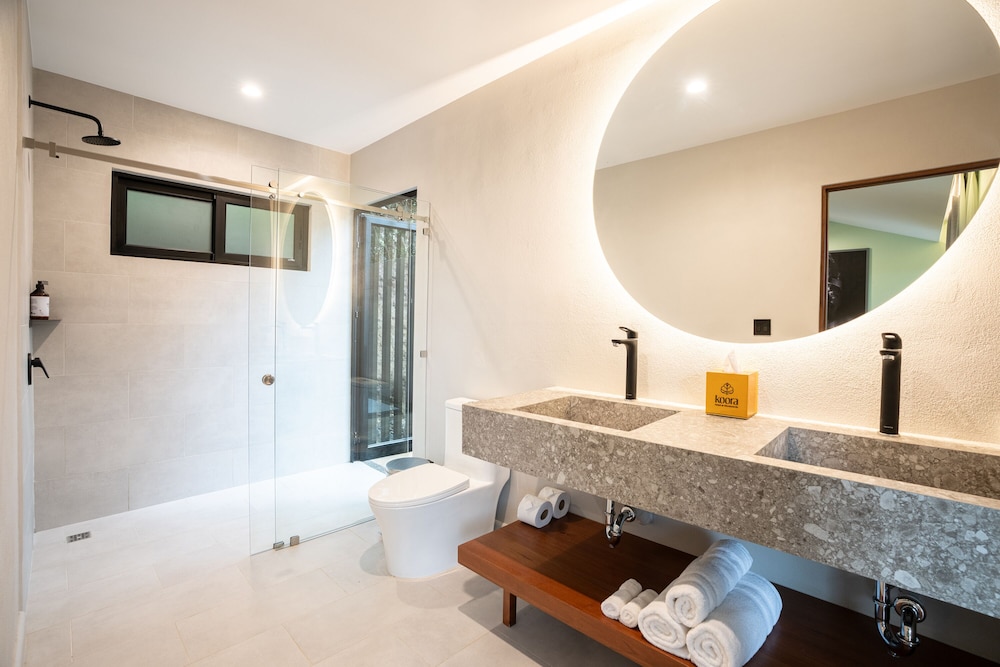 Forest Signature Suite with Plunge Pool - Photo 12