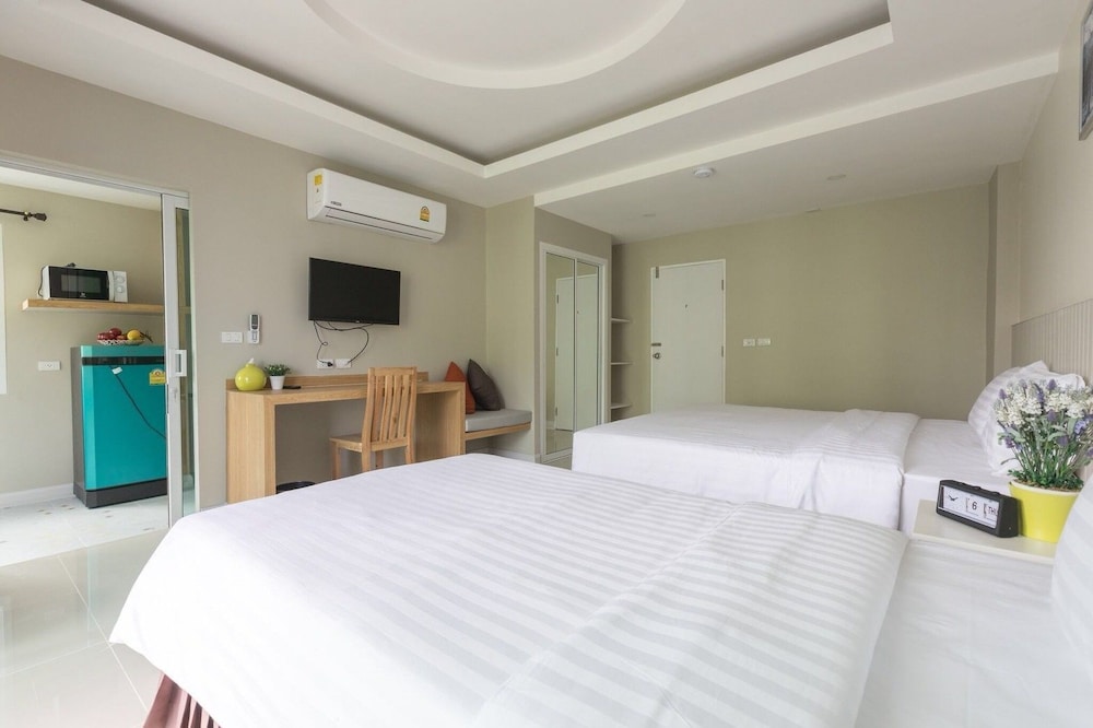 Standard Twin Room - Photo 6