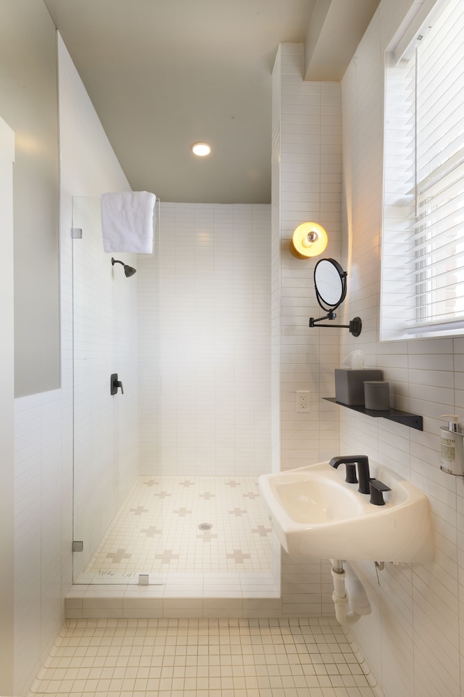 Quinby Room photo 3