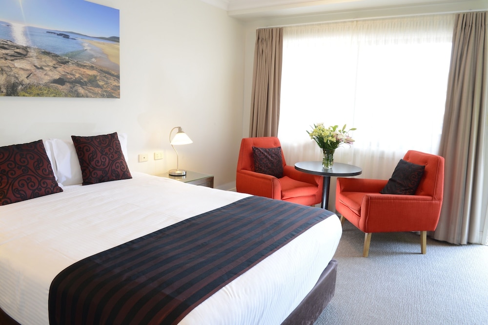 King Room with Bath photo 1