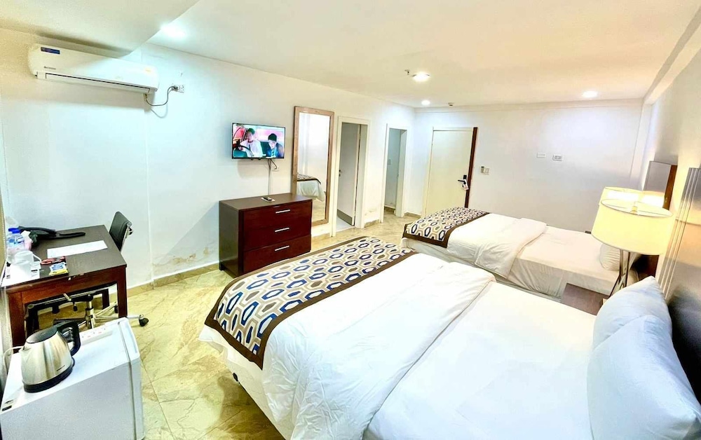 Deluxe Double or Twin Room, 2 Double Beds, Courtyard View photo 2