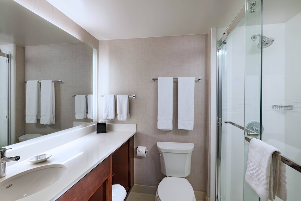 Suite, 1 Queen Bed