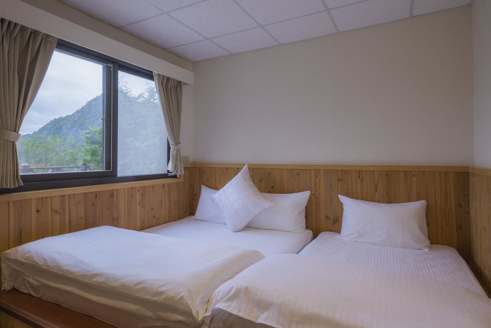 Double Room, Private Bathroom, Mountain View photo 2