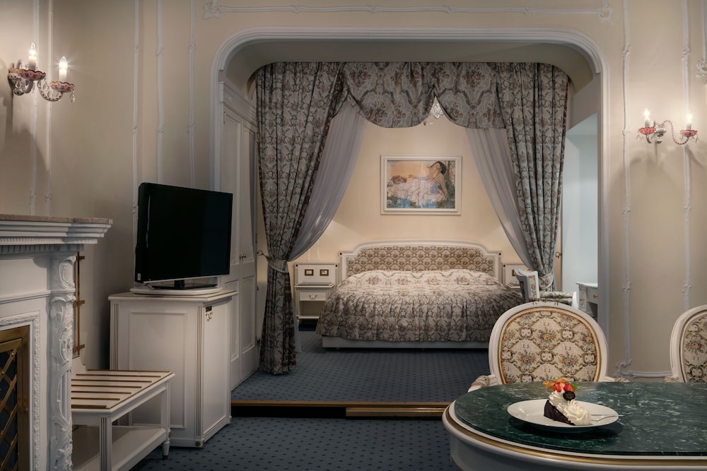 Junior Suite - Photo 8