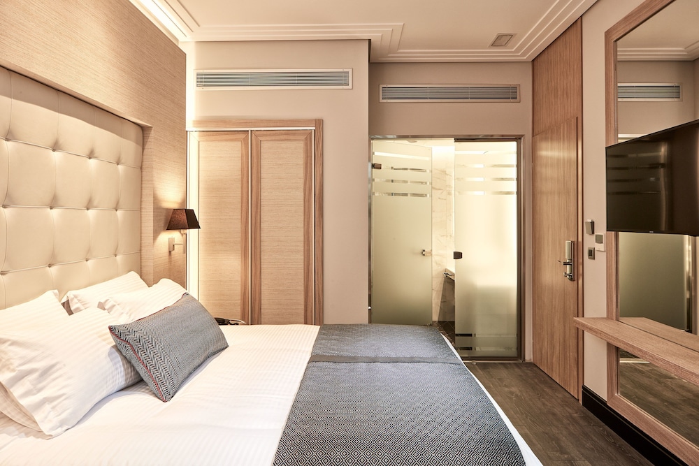 Junior Suite, Balcony photo 2