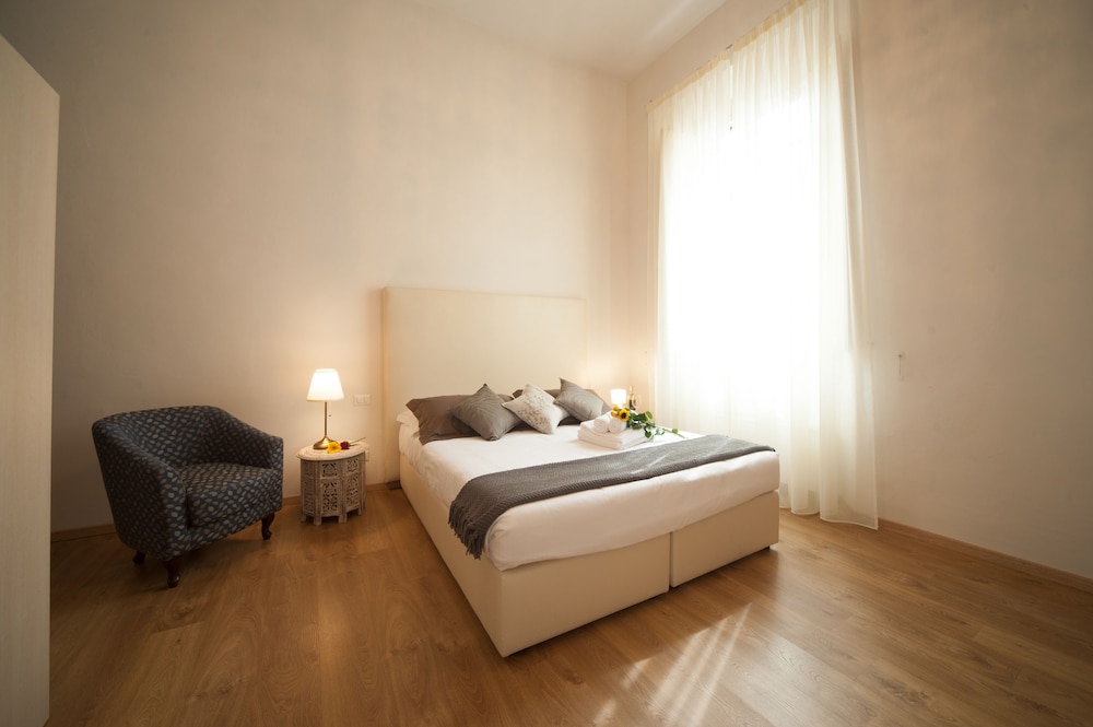 Business Double Room, 1 Bedroom, Ensuite photo 1