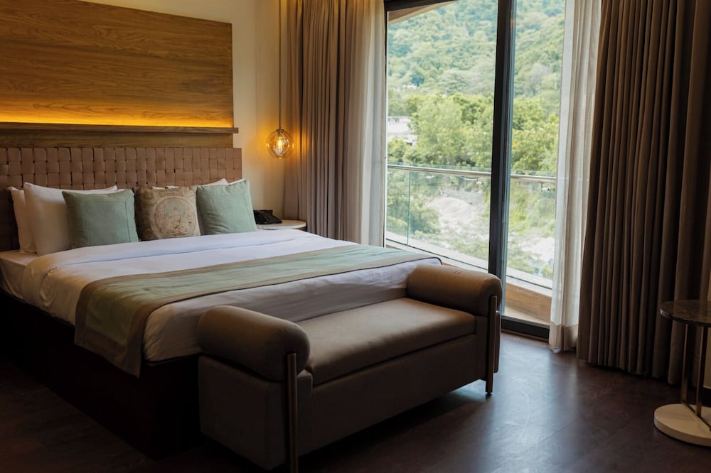 Family Quadruple Room, 2 Bedrooms, River View photo