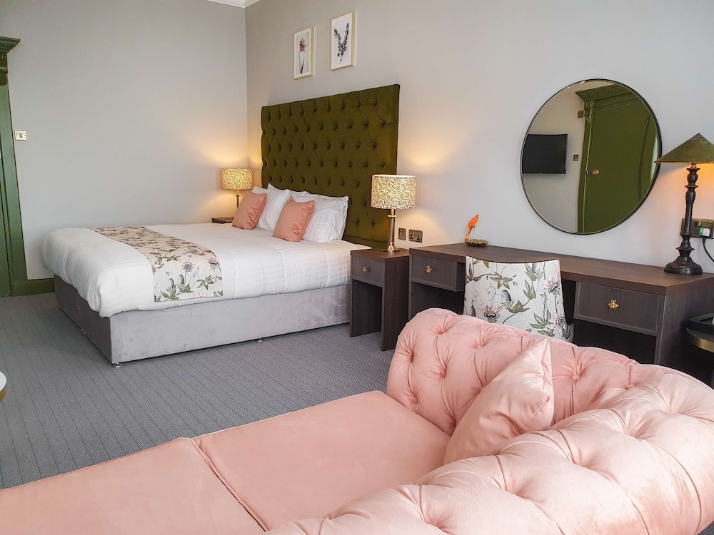 Family Suite, Multiple Beds, Non Smoking - Photo 7