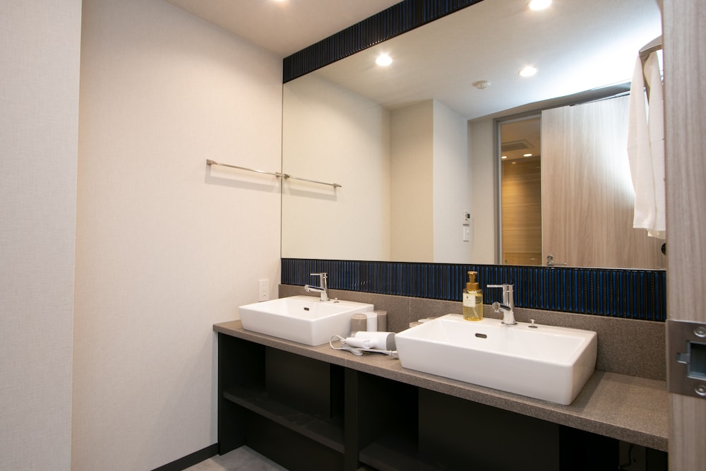 Deluxe Apartment thumbnail 6